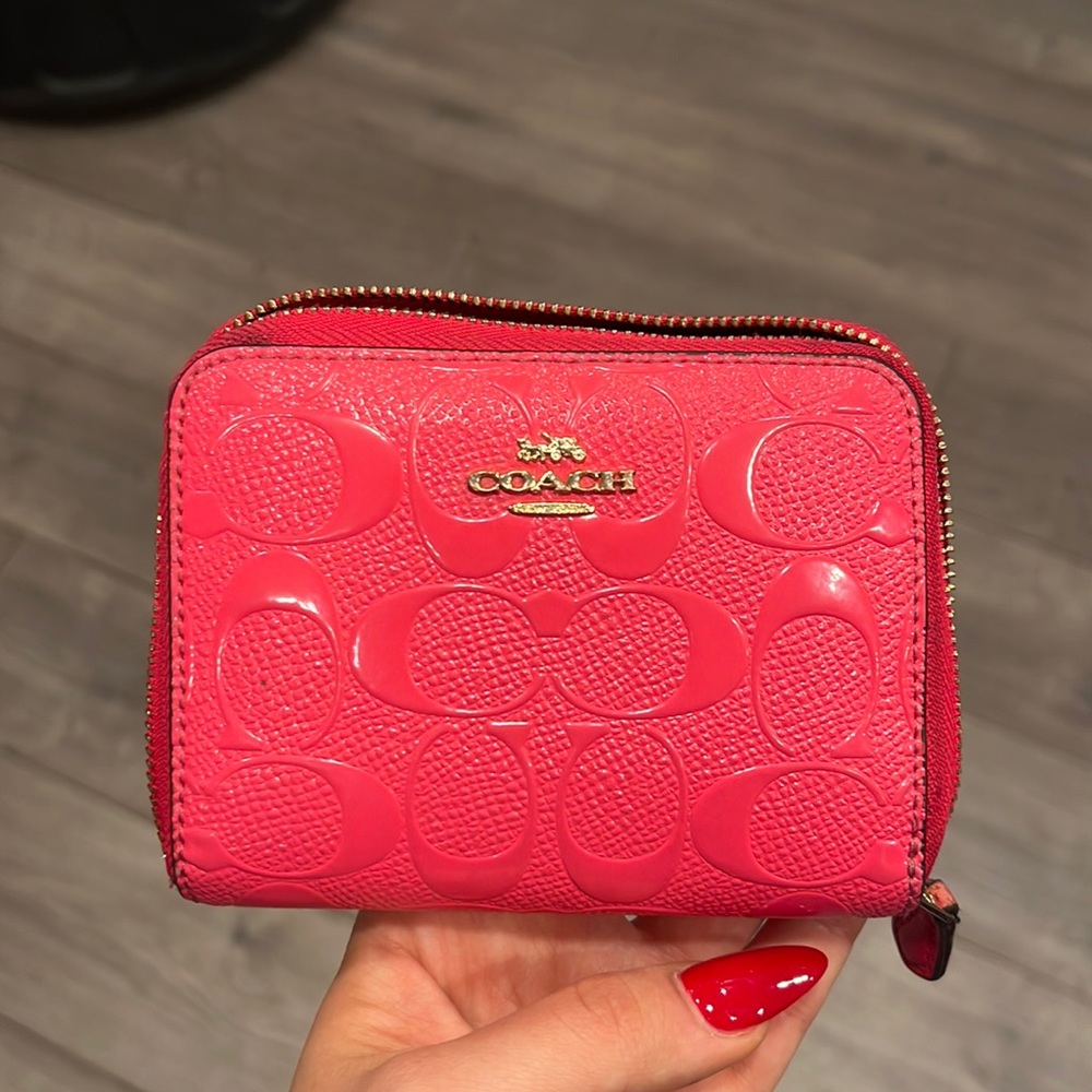 Bright pink Wallet